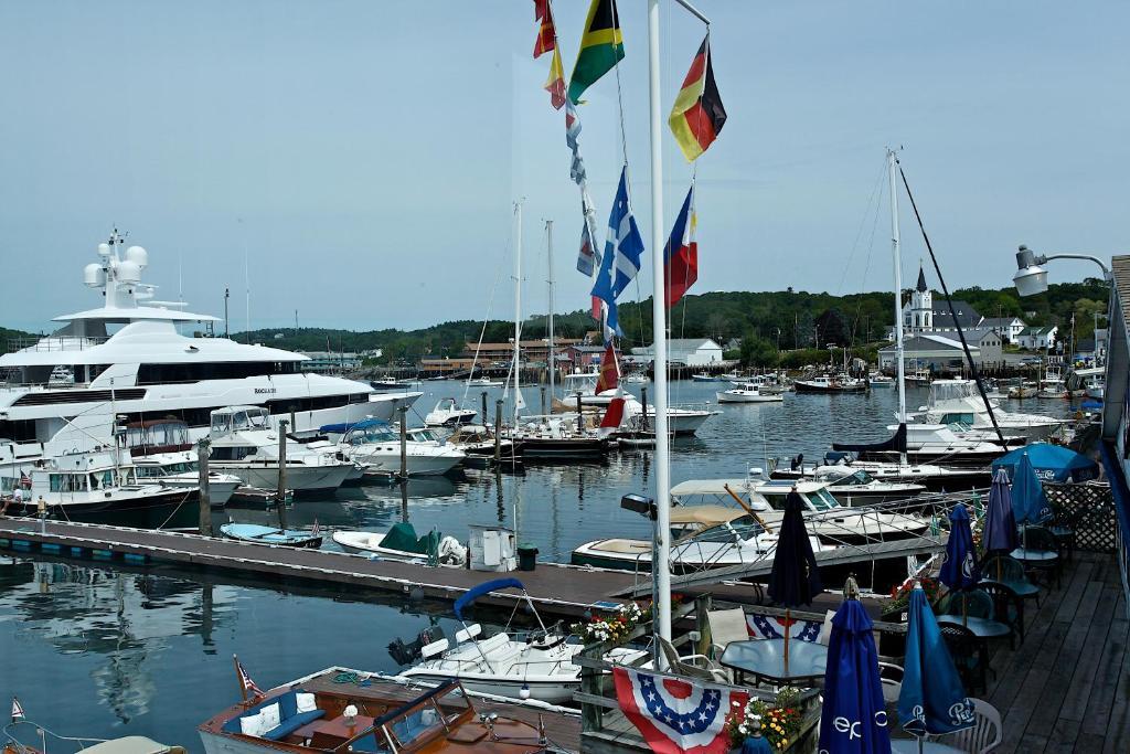 Browns Wharf